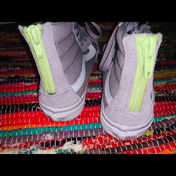 Grey vans - Picture 4 of 5